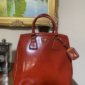 SOLD ❌❌❌ Prada leather Bag in great condition